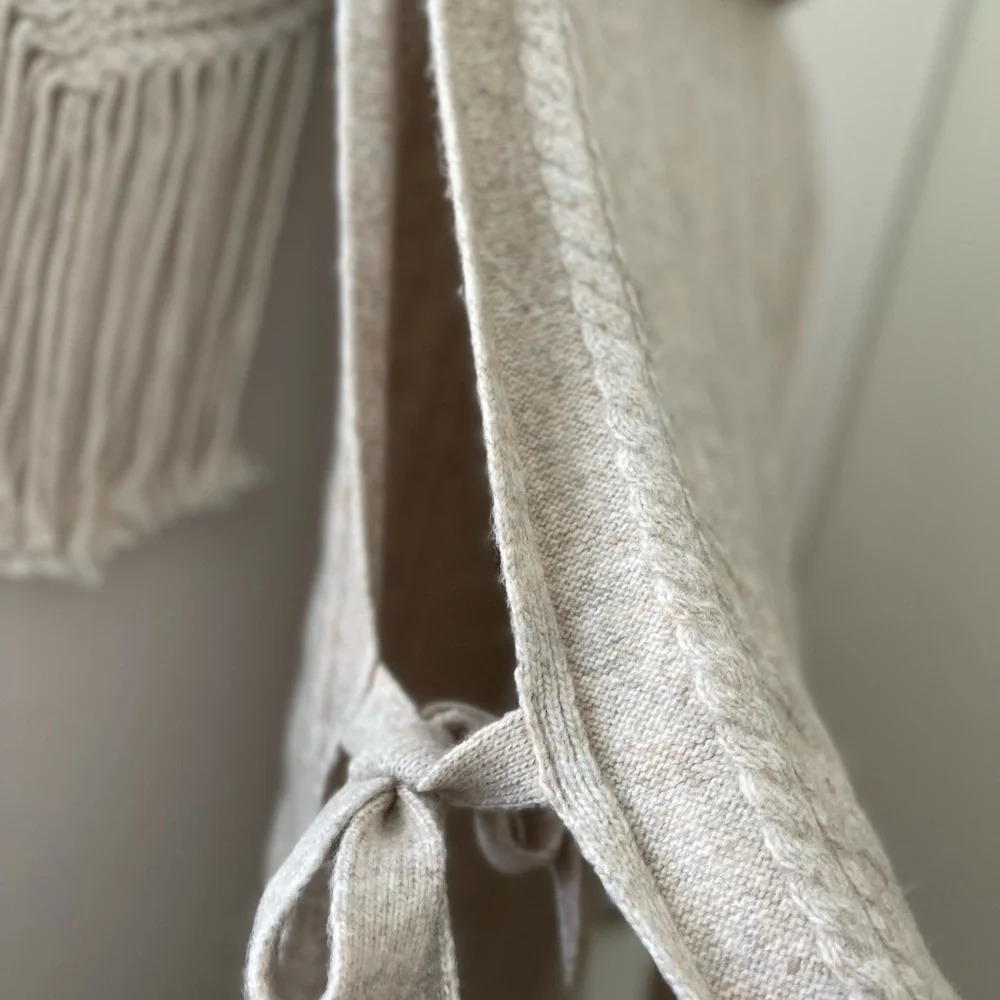 Cozy Cream Cable Knit Sweater - Picture 3 of 6
